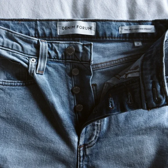 Aritzia Denim Forum Arlo Hi-rise Straight Jean - Size 26 - Picture 6 of 8